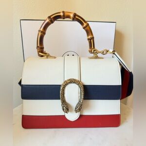 Gucci Bag Used Like New Size 11x8x5 inches